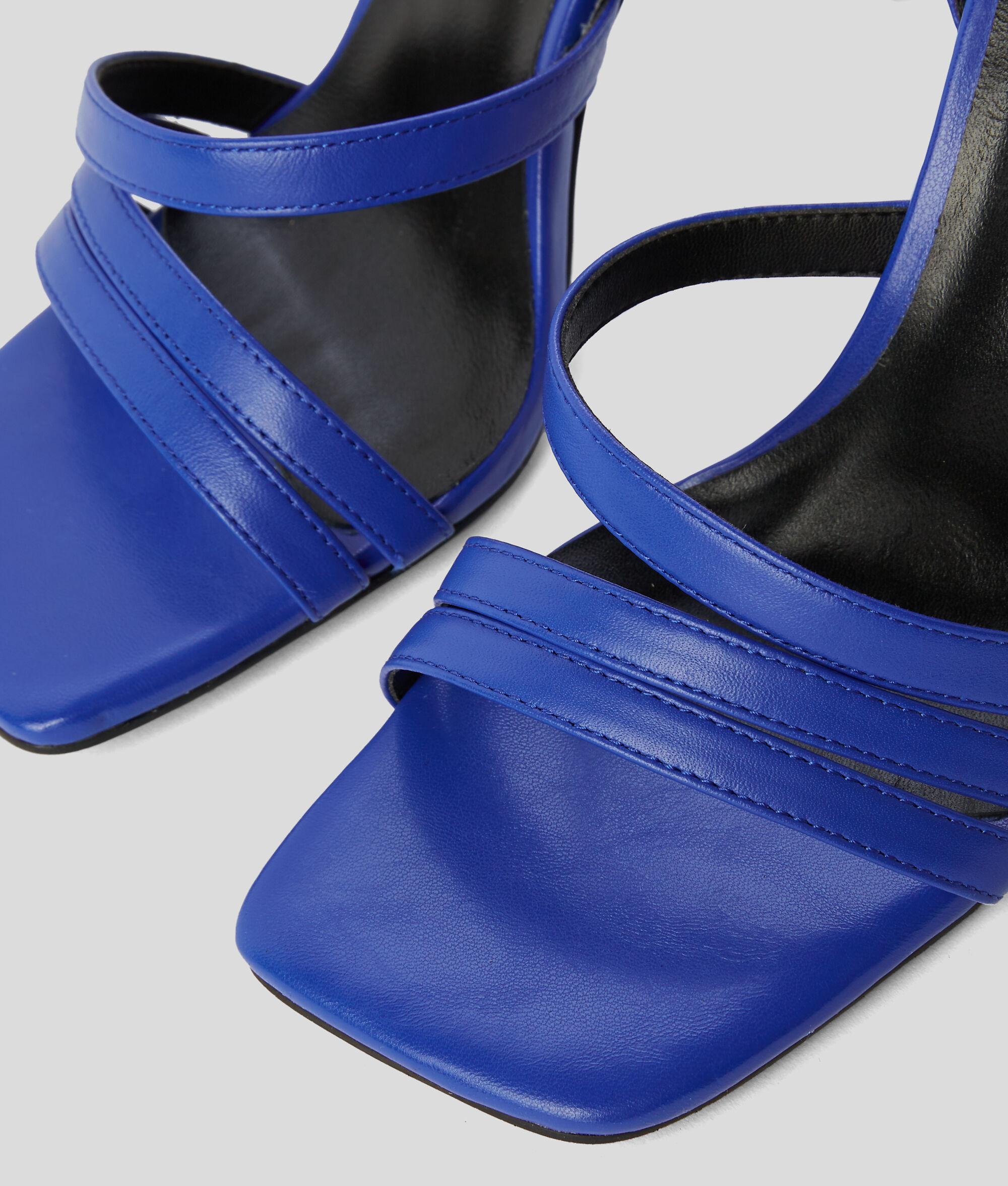 (image for) High-End KLJ MANOIR Strap Sandals